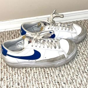 Nike blazer low